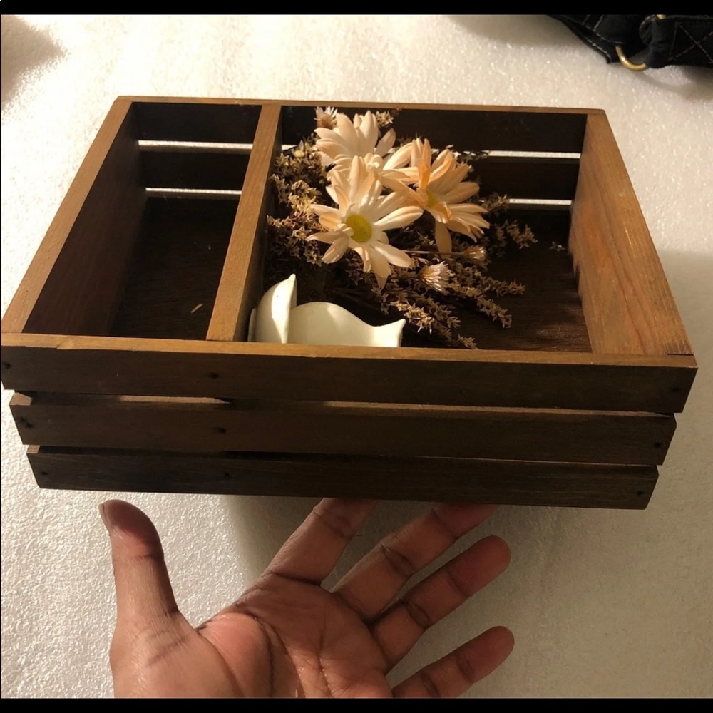 Vintage wooden shelf for farm house decor - Picture 3 of 8